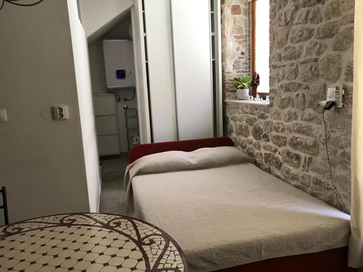 Figa Studio Apartman Kaštela 外观 照片